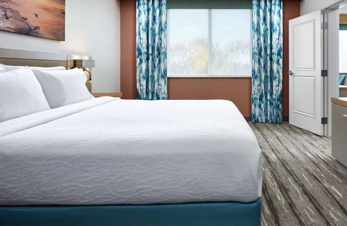 Pismo Beach Hotel | Classic King Suite | Free Parking, 1.9 mi to Monarch Butterfly Grove