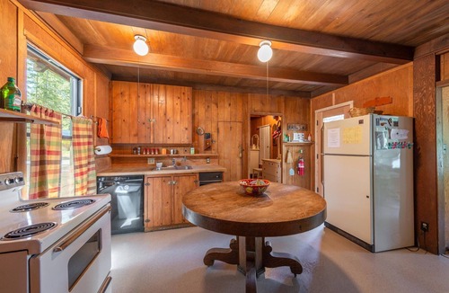 Chambers Lodge Cabin | Classic "Old Tahoe" Lakefront Estate with Buoy