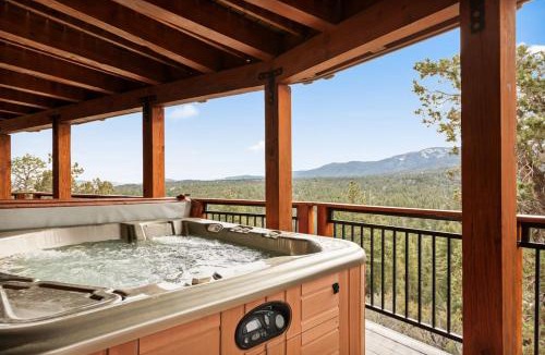 Castle Glen Estates House | Cliffhanger Cabin