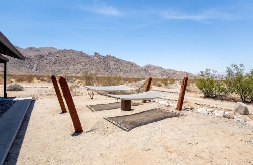 Twentynine Palms House | Closest to Park Entrance, Stars, Private - WKNDR Starside