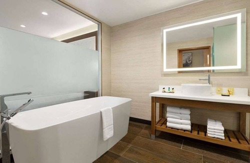 Anaheim Resort Resort | Club Wyndham Anaheim - 2 Bedroom