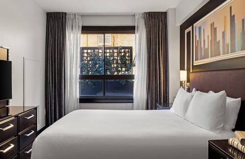 Lower Nob Hill Hotel | Club Wyndham Canterbury