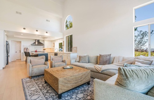 Camarillo House | Coastal Camarillo Retreat Executive Extended Stay