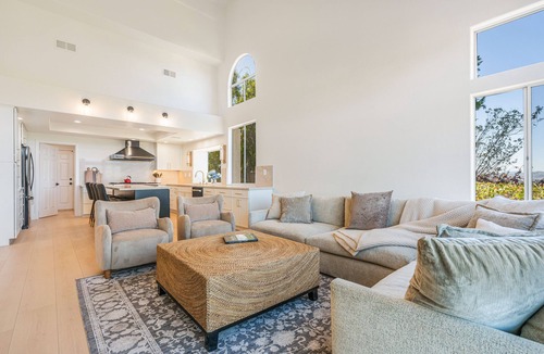 Camarillo House | Coastal Camarillo Retreat Executive Extended Stay