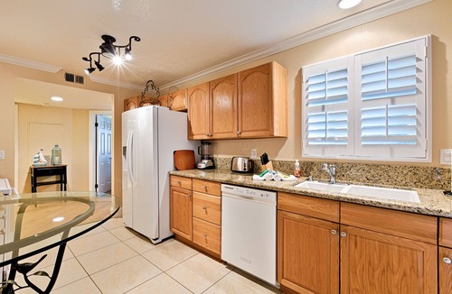 Monarch Beach Condo | Coastal Condo,Amenities,Just Over 1 Mile to Beach+Resorts
