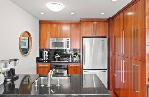 Monterey Condo | Coastal Luxury: Oceanfront Views, Decks + Walkable to Downtown