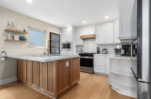 Capistrano Beach House | Coastal Modern Beach Cottage-2 Bed/2 Bath, A/C, Vegetable Garden, Walk2Beach