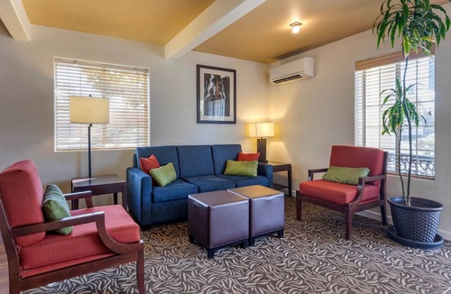 Bishop Hotel | Comfort Inn Bishop