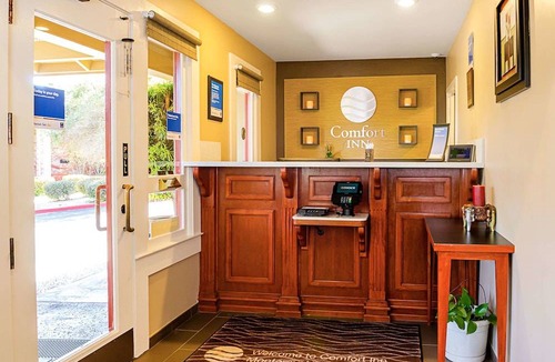 Monterey Hotel | Comfort Inn Monterey Peninsula Airport