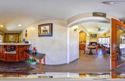 Monterey Hotel | Comfort Inn Monterey Peninsula Airport