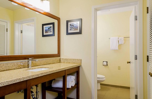 Monterey Hotel | Comfort Inn Monterey Peninsula Airport