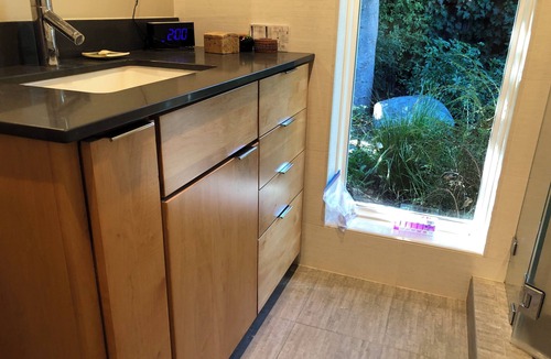 The Willows House | Comfortable 3 BR home in Menlo Park available for 2-3 month rental.