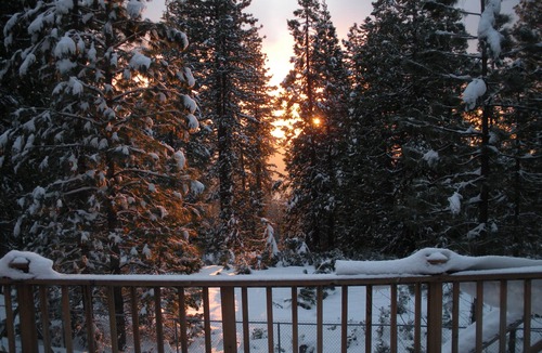 Sierra Village House | Comfortable Large Home In The Forest