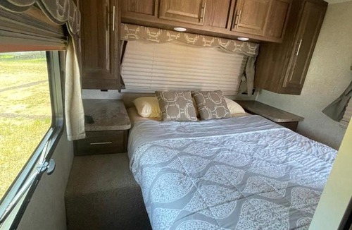 Moreno Valley Other | Comfortable & Private Stay in Moreno Valley