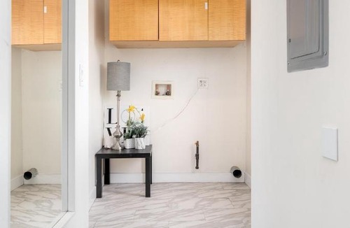 Oakland Apartment | Comfortable stay
