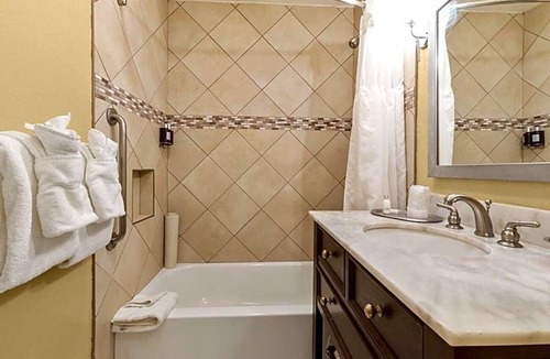Corte Madera Hotel | Comfortably Furnished 1BR Suite | Landmarks Nearby | Kitchen | Parking | Pool