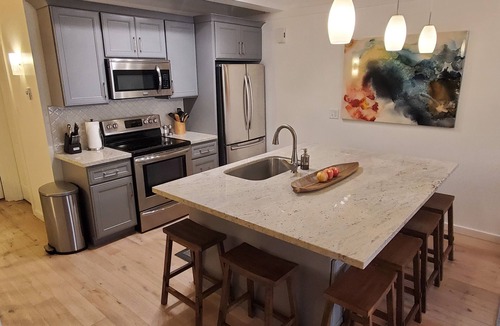 Incline Village Condo | Contemporary Tahoe Retreat