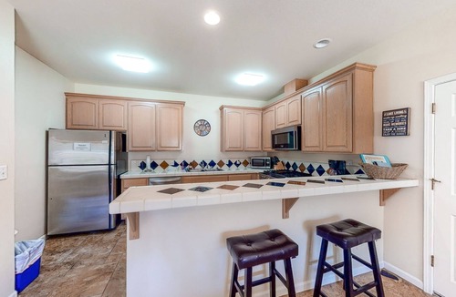 Bass Lake Condo | Convenient home near Bass Lake & Yosemite w/shared pool, hot tub