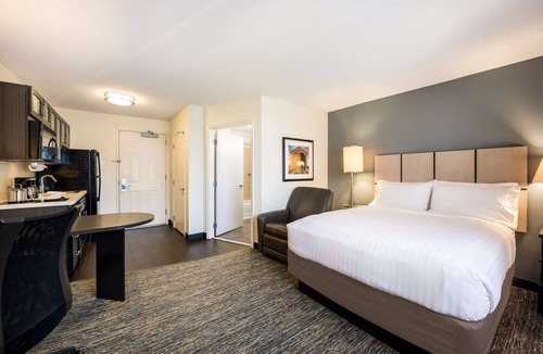 Santa Clara Hotel | Convenient Silicon Valley Accommodation! Suite with Private Full Kitchen!