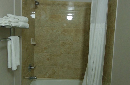 Corcoran Hotel | Corcoran Country Inn