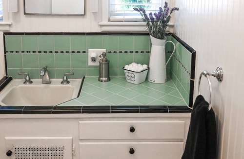 Visalia House | Country Vintage Charm