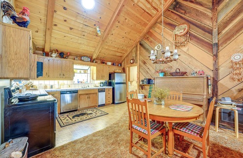 Badger Cottage | Countryside Views: Family-friendly Badger Cabin