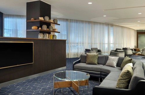Redwood City Hotel | Courtyard by Marriott Redwood City