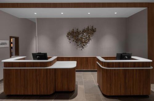 Sparks Hotel | Courtyard by Marriott Reno Sparks