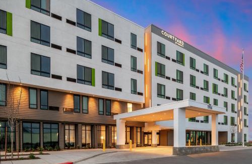 Woodland Hotel | Courtyard by Marriott Woodland