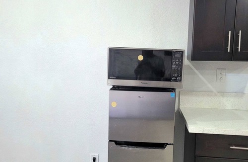 Palmdale House | Cozy 1-bedroom in a family home. Quiet neighborhood!