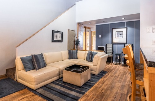 Mammoth Lakes Condo | Cozy 1Bed+Loft Condo in the Heart of Mammoth Town