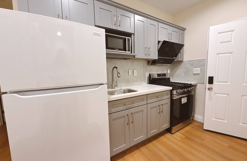 San Gabriel House | Cozy 2-bedroom house No Living room