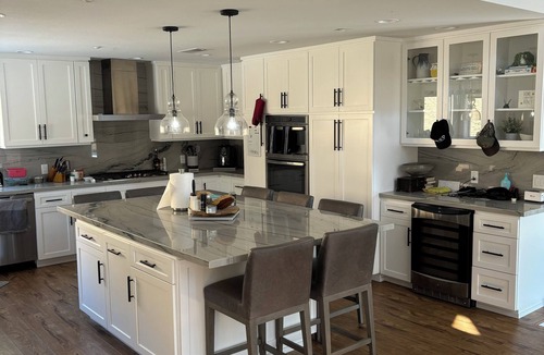 Redlands House | Cozy 2-bedroom house in fantastic Redlands with AC and fitness room