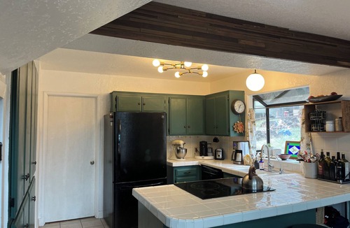 Frazier Park Cabin | Cozy 3-bedroom cabin in lovely Pine Mountain Club
