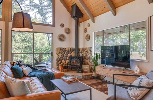 Groveland Cabin | Cozy A-Frame Cabin in Groveland - Near Lake!