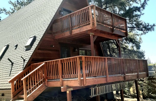 Pine Mountain Club Cottage | Cozy A-frame Cottage