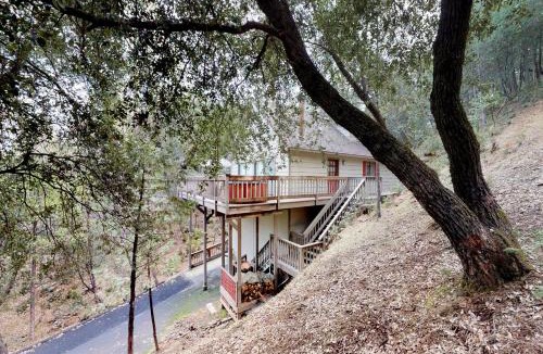 Groveland House | Cozy Chalet (15-013)