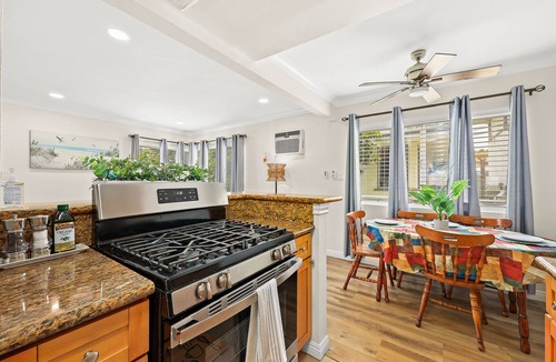 Alhambra Condo | Cozy City Center 2BR Apartment Near Los Angeles