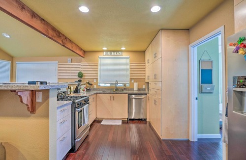 Mount Baldy Cottage | Cozy Cottage w/Grill - 5 Mi to Mt Baldy Resort!