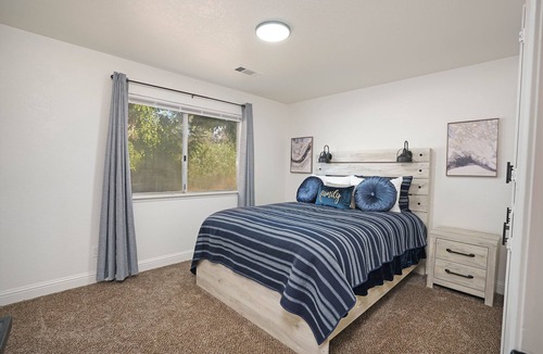 Visalia House | Cozy Country Home in Visalia, CA