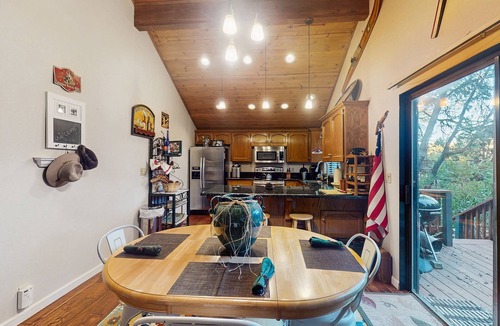 Sierra Cedars House | Cozy family-friendly home with air hockey, grill, deck, & nearby activities