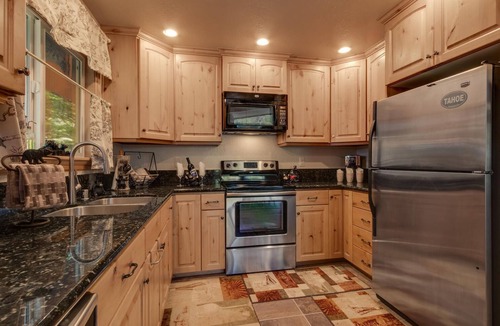 Tahoe Village Condo | Cozy Lake Tahoe Condo very close to Heavenly Ski Resort (SL223SB)