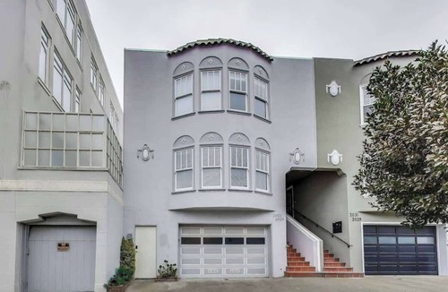 Marina District House | Cozy Marina Studio w/Murphy Bed & Garden Oasis