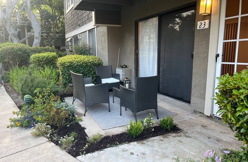 Northwood Condo | Cozy, newly renovated studio condo with fitness room, WiFi in delightful Irvine