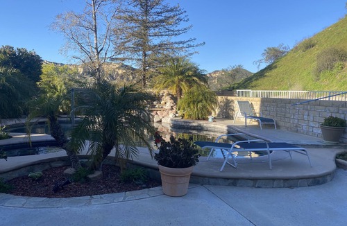 Castaic House | Cozy Nook located in save naighbourhood 5min from six flags