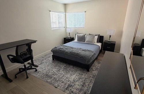North Redondo Apartment | Cozy Private Room in Redondo Beach Area + Bath | Parking Included