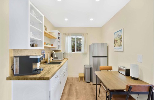 San Luis Obispo Apartment | Cozy SLO Nook Retreat near Hiking & Downtown