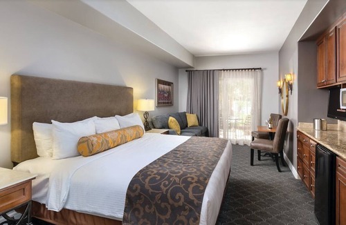 Napa Resort | Cozy studio condo at a winery resort in charming Napa Valley.