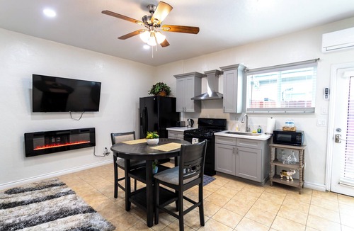 Tulare Apartment | Cozy studio in fantastic Tulare with WiFi access