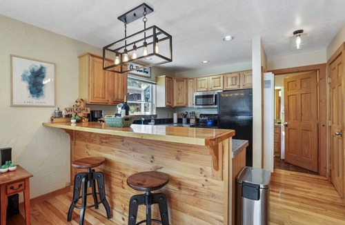 Tahoe Village House | Cozy Tahoe Chalet | Fireplace & Views | Sleeps 4